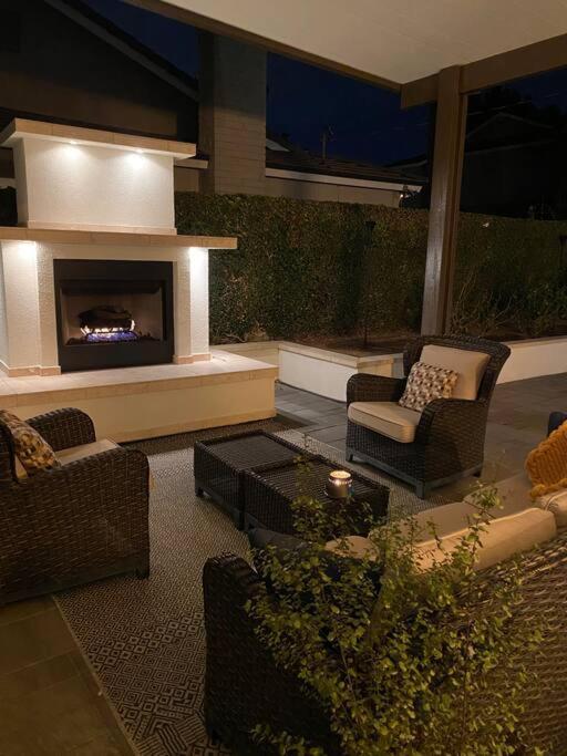 Private Heated Pool Oasis/Disney/Retro Arcade/Gym Placentia Bagian luar foto